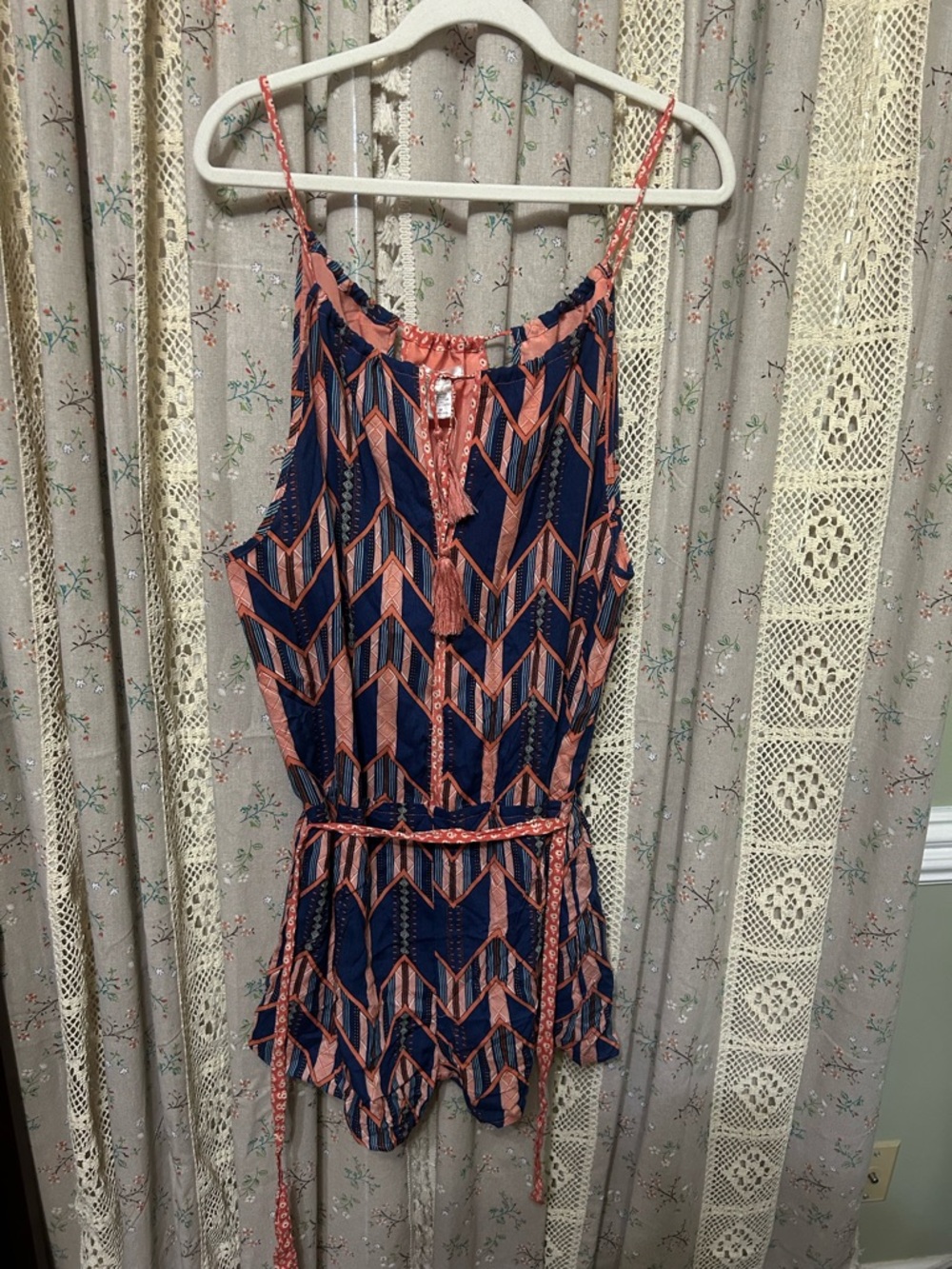 Esley Boho Tassel Tie Back Romper | Geo Print Festival Summer M